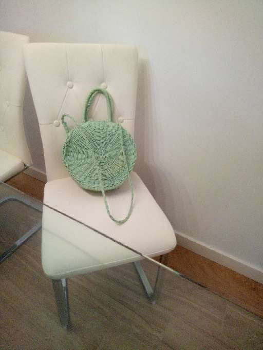 REGALO Bolso cuqui de mujer . REGALO Bolso cuqui de mujer .