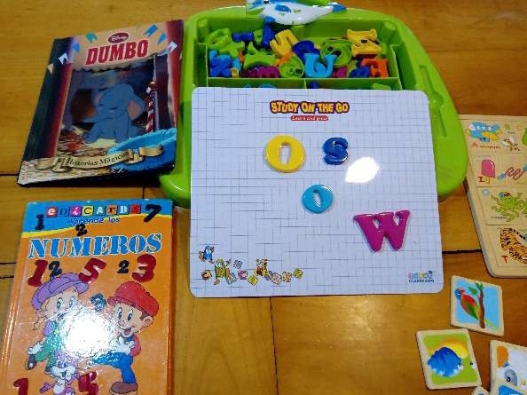REGALO Juegos y libros infantiles