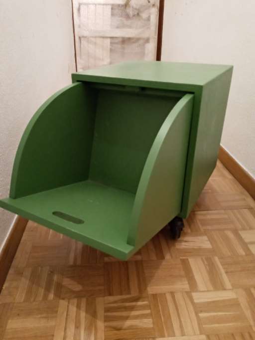 REGALO mueble auxiliar cbico 2