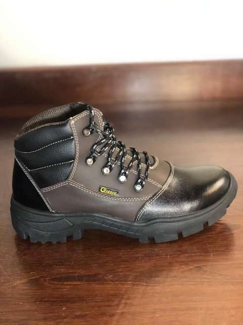 REGALO botas industriales talla 36 