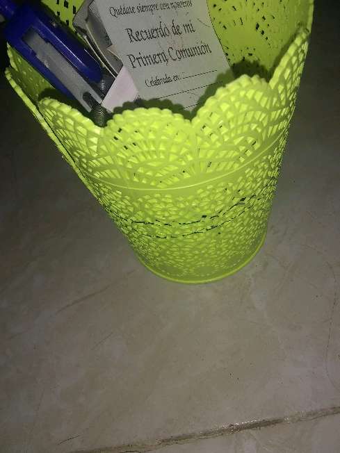 REGALO porta lpices verde intacto  2