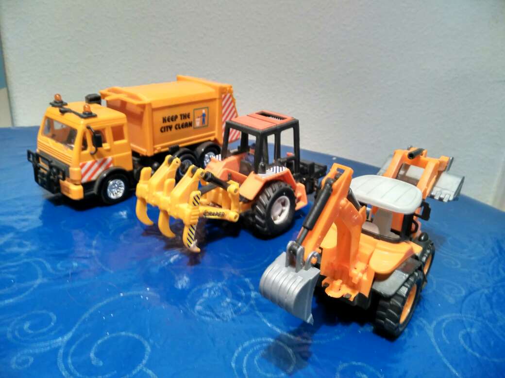 REGALO Juguetes: camin basurero, excavadoras