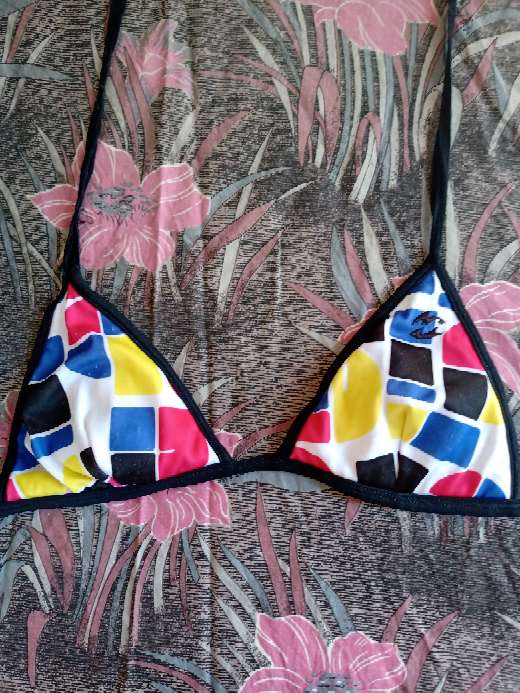 REGALO bikinis 