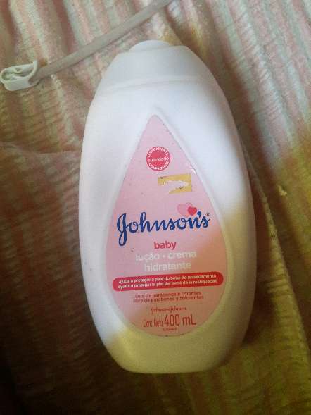 REGALO crema Johnsons 