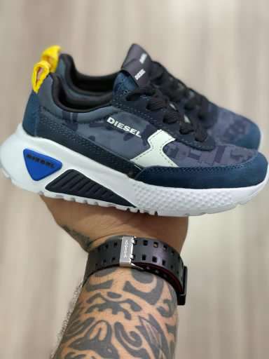 REGALO zapatos diesel nuevos talla 39