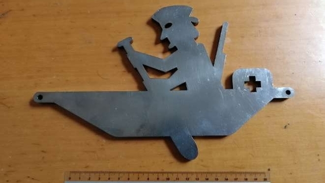REGALO Escultura de acero REGALO Escultura de acero