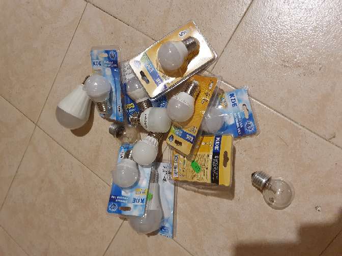 REGALO lote de bombillas E27