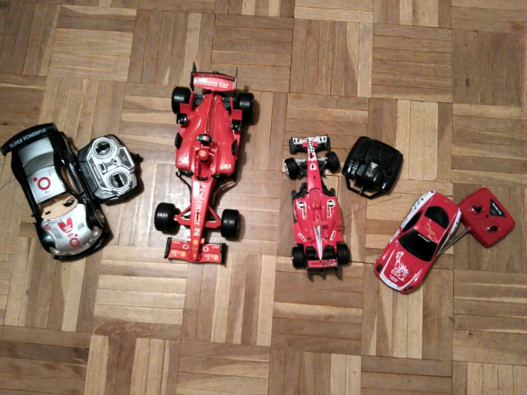 REGALO Coches de juguete.  2