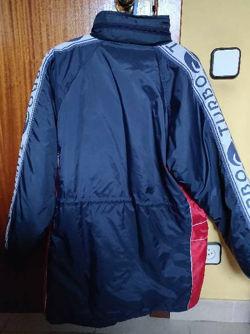 REGALO Chaqueta Club Nataci Terrassa Talla XS 2