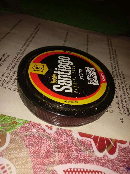 REGALO un betún para calzado REGALO un betún para calzado