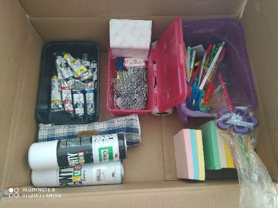 REGALO artículos de pintar y papelería REGALO artículos de pintar y papelería