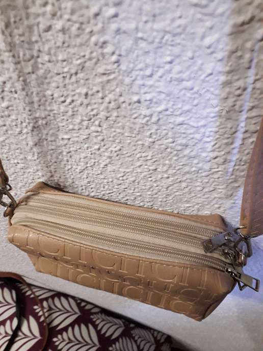 REGALO Bolso beige 2