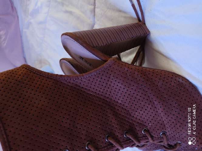 REGALO donó zapatos REGALO donó zapatos