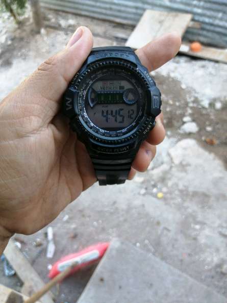 REGALO Reloj resistente al agua