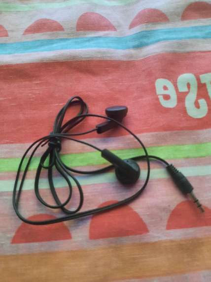 REGALO audifonos REGALO audifonos