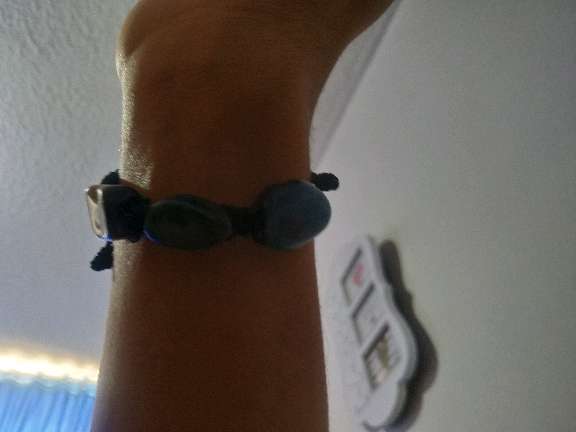 REGALO manilla de piedras tauro