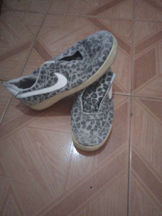 REGALO zapatos talla 36 3