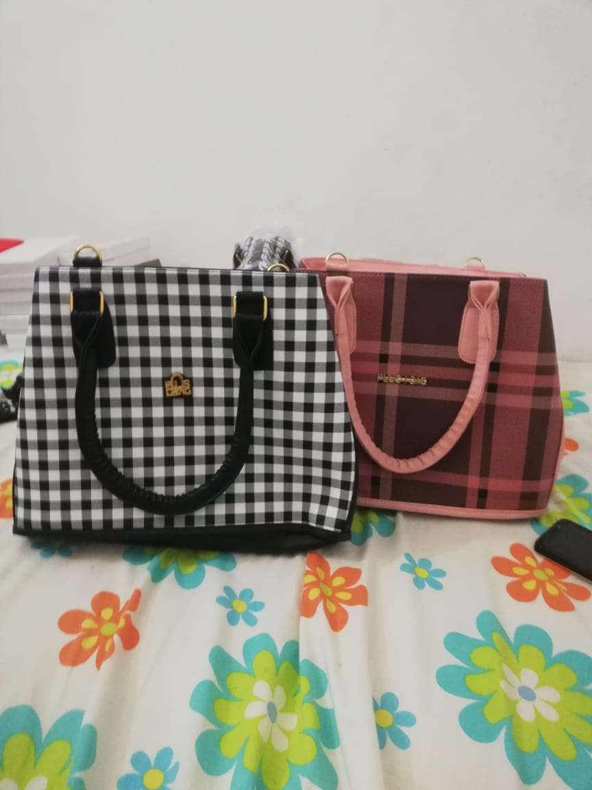 REGALO bolso para dama totalmente nuevos 