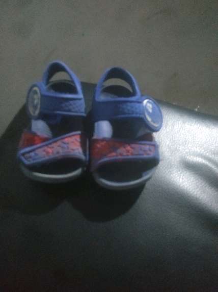 REGALO zapatillas de beb