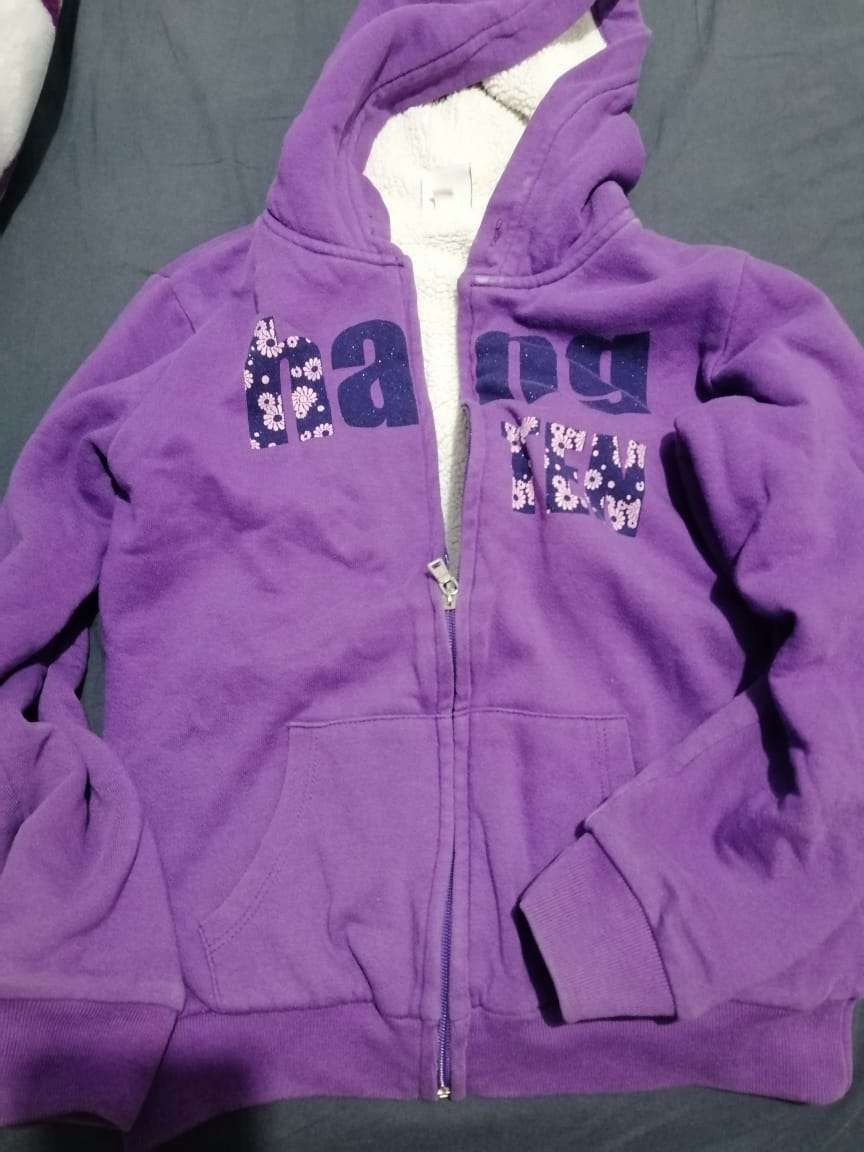 REGALO suter calientito talla M
