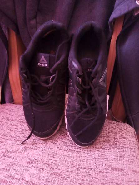 REGALO zapatillas talle 40  casi nuevo 