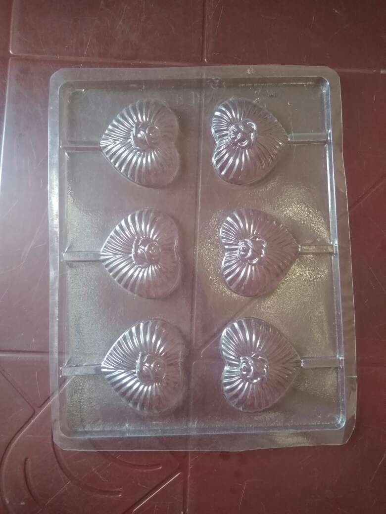 REGALO moldes par hacer chocolates 2