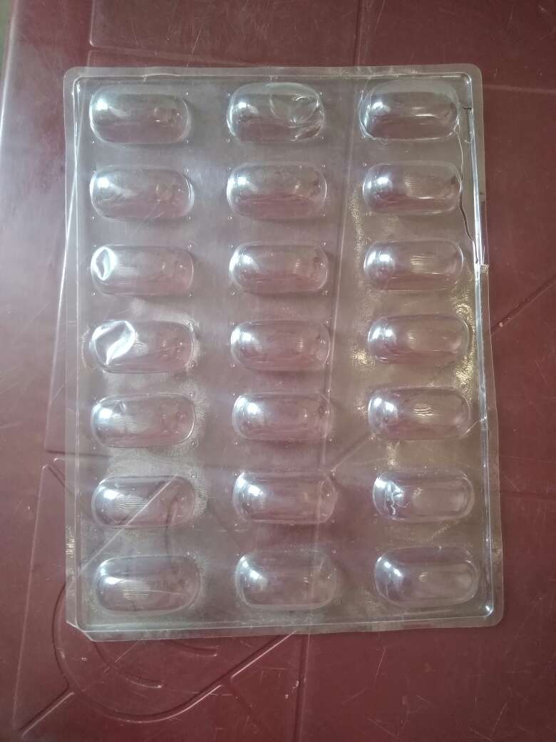 REGALO moldes par hacer chocolates 3
