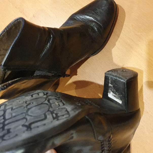 REGALO Botn negro seora talla 36 4