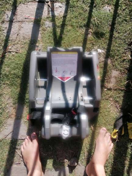 REGALO dos bases de huevo y mesedor de guagua retiro hoy 