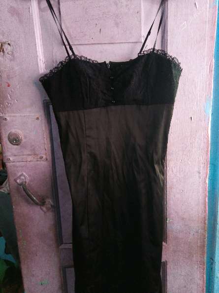 REGALO vestidos nuevo sin usar