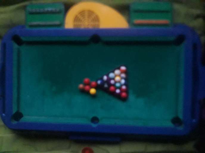 REGALO Mesita de billar juego nios