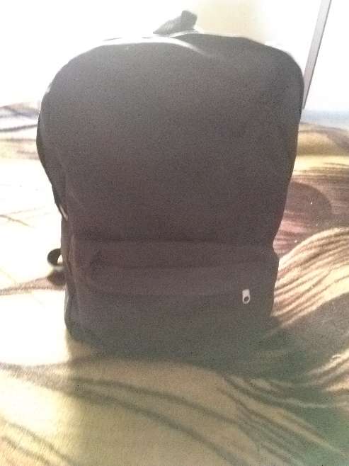 REGALO mochila para nio color negra nueva