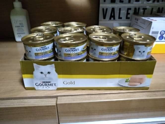 REGALO 32 latas comida humeda gatos Gourmet Gold 3