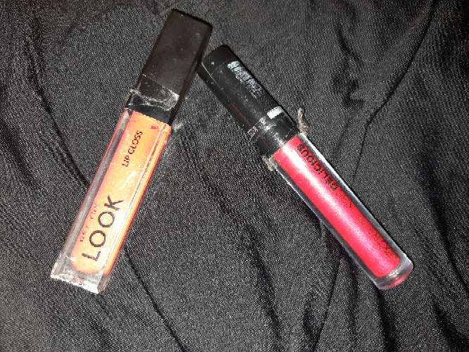 REGALO labiales sin uso.