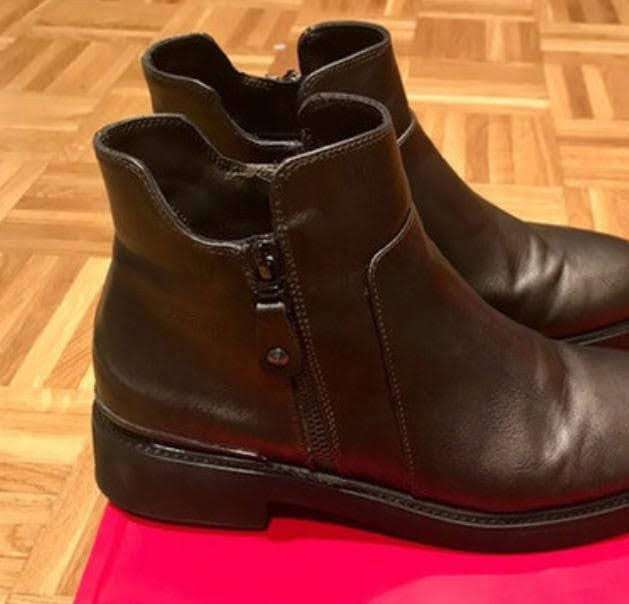 REGALO botines marrones 