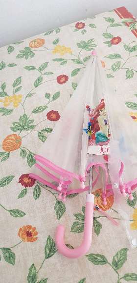 REGALO Paraguas de cuentos 3