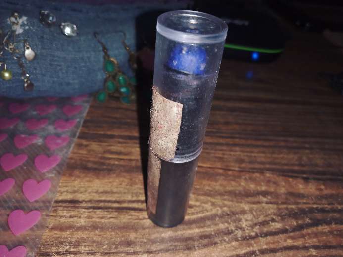 REGALO 3 labiales y un brilleto de uva 4