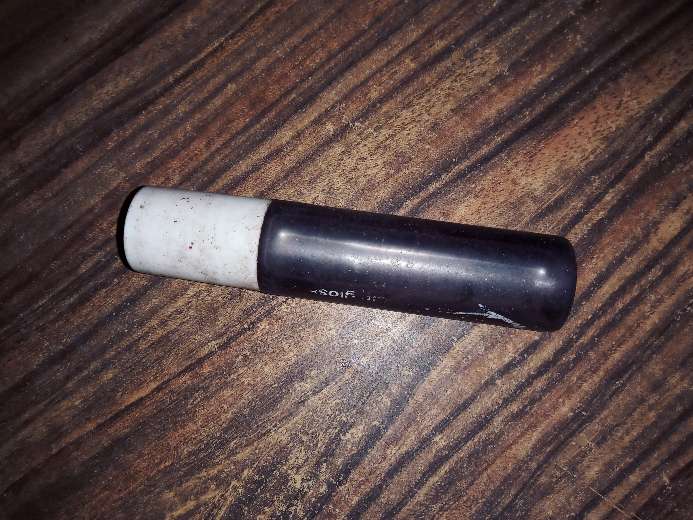 REGALO 3 labiales y un brilleto de uva 3