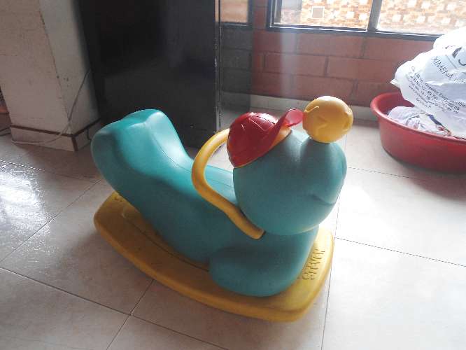 REGALO juguete tipo caballito para nios 2