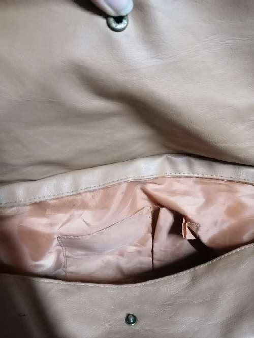 REGALO Bolso amplio color Beige 3