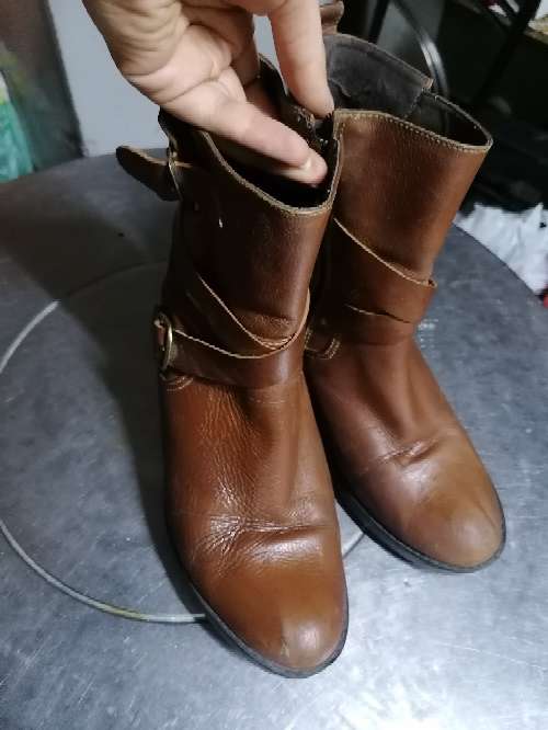 REGALO Botines 100% Cuero Talla 38 3