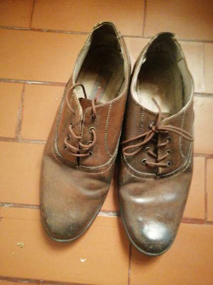 REGALO Zapatos talla 41 cuero 