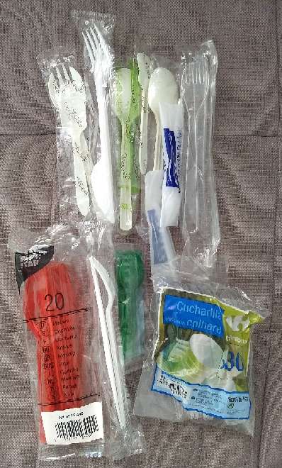 REGALO Surtido de cubiertos de plástico REGALO Surtido de cubiertos de plástico