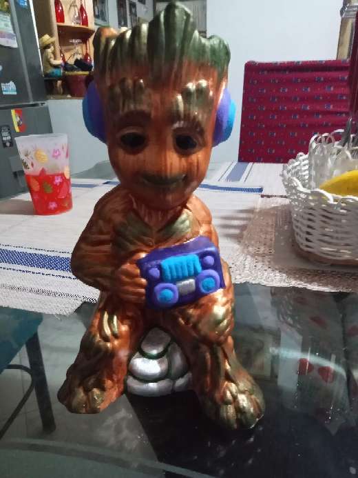 REGALO figura en ceramica 1