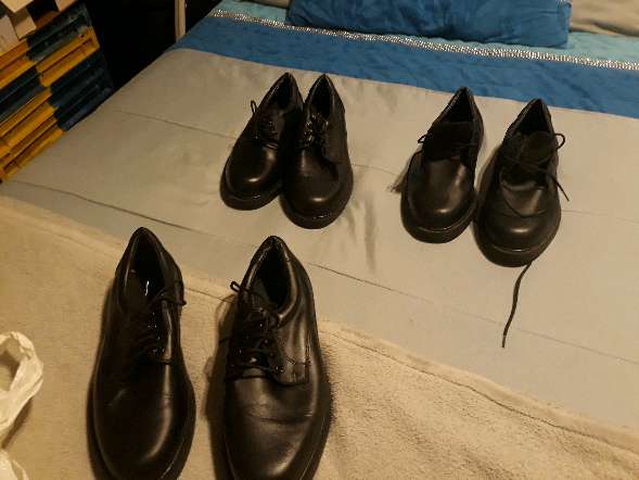 REGALO zapatos hombre ya los he  entregado 