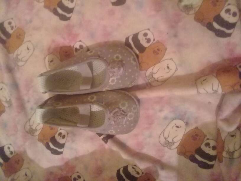 REGALO vestiditos t sapaticos q a mi bebe aun no le quedan talla para bbe d un ao  4