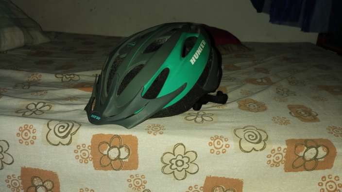 REGALO casco de ciclismo 