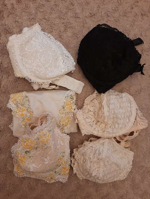 REGALO Sujetadores y conjuntos