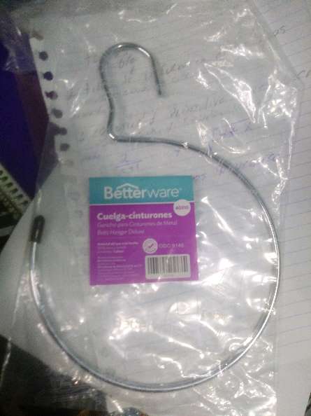 REGALO gancho para cinturones.