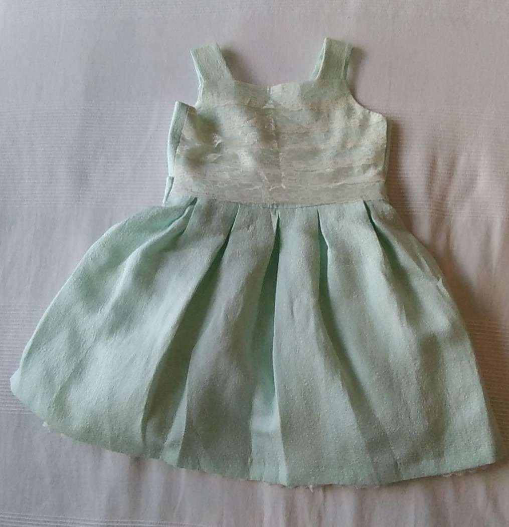 REGALO Vestido de ceremonia verde nia talla 12